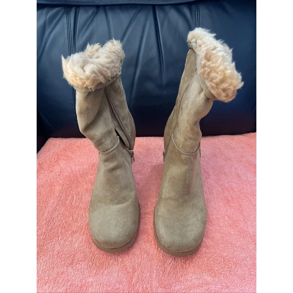 Bamboo Women's Boots Size 9
